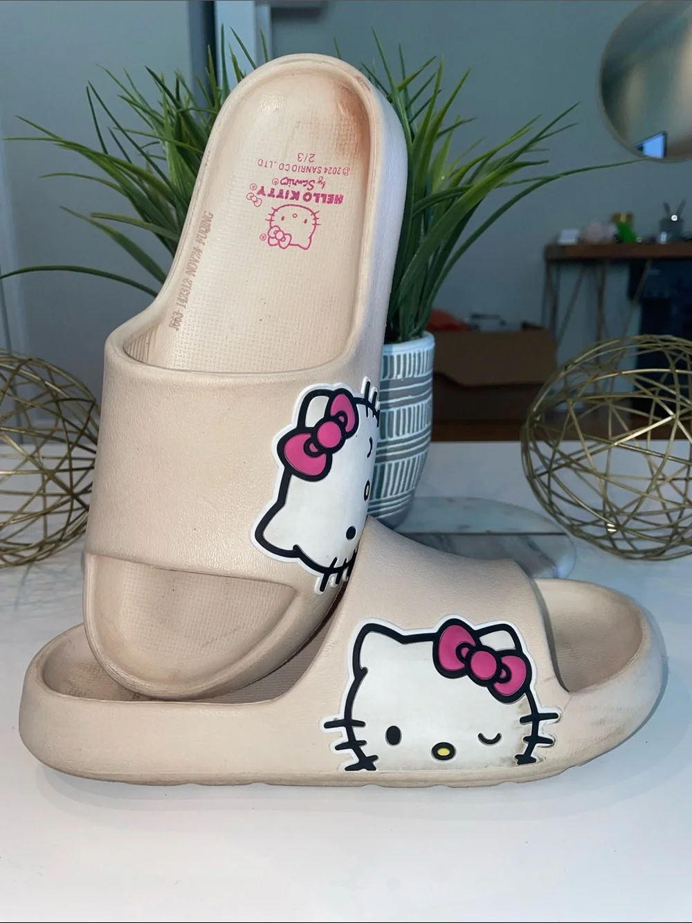 Hello Kitty Pink Bow Cream Slide Sandals for Kids